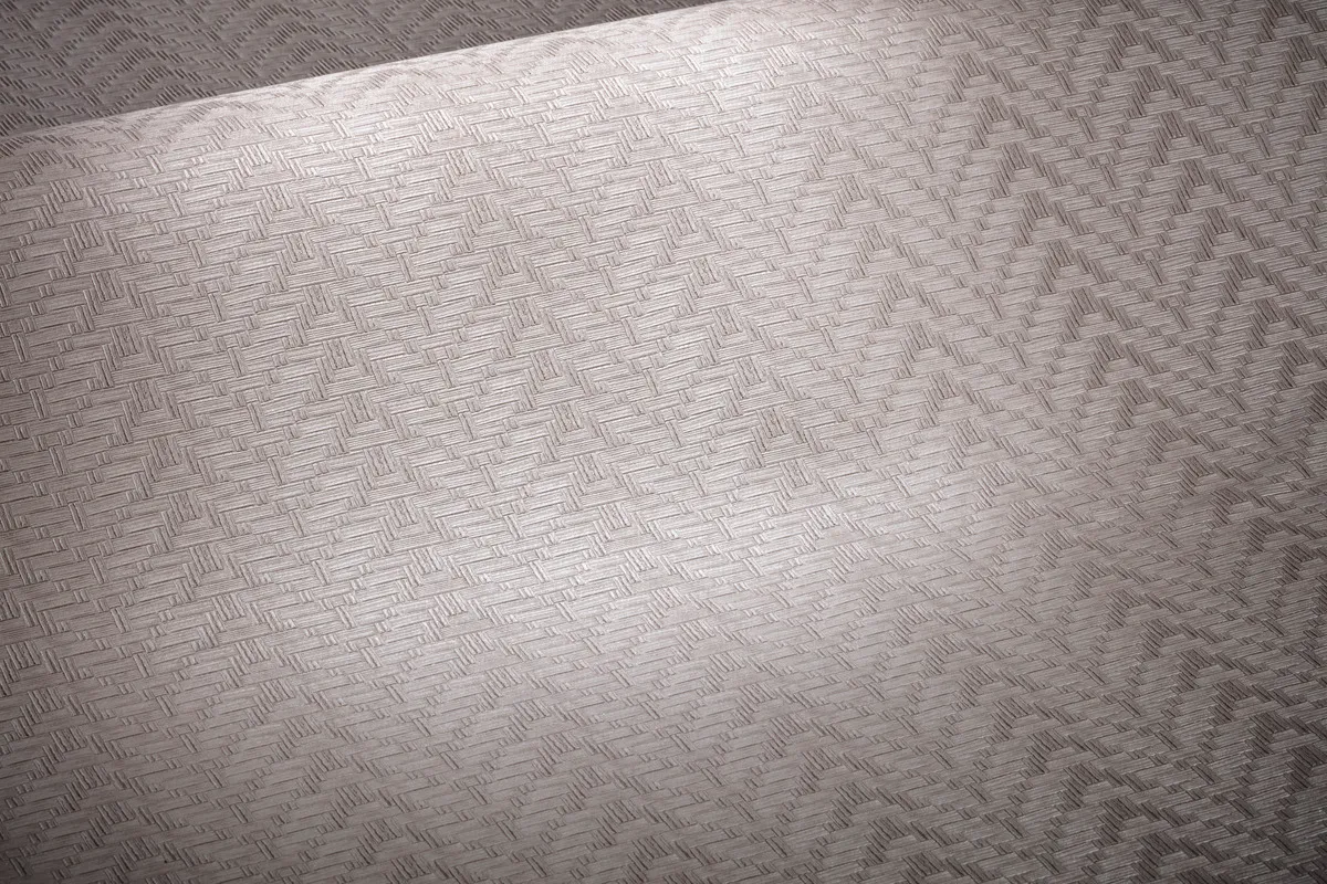 LX1616_Insignia_Taupe_Detail