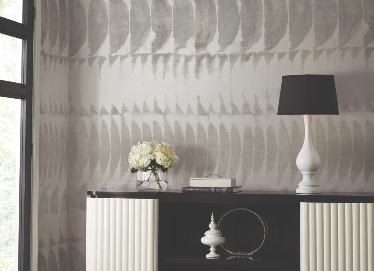 LX1657_CCYB92UP6Luna_Horizontal_1